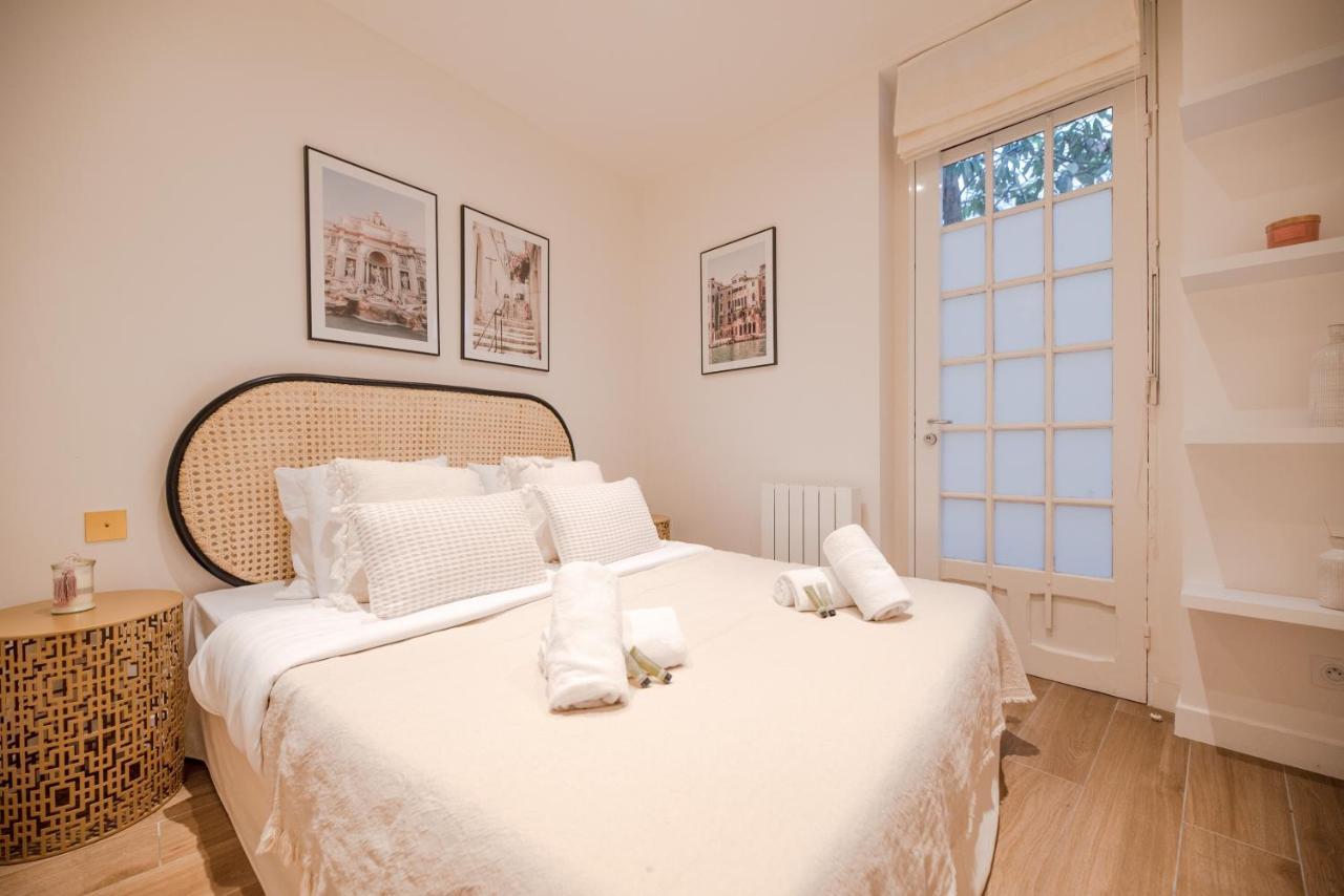 Beautiful Apartments In Le "Haut Marais" Paris Exterior photo