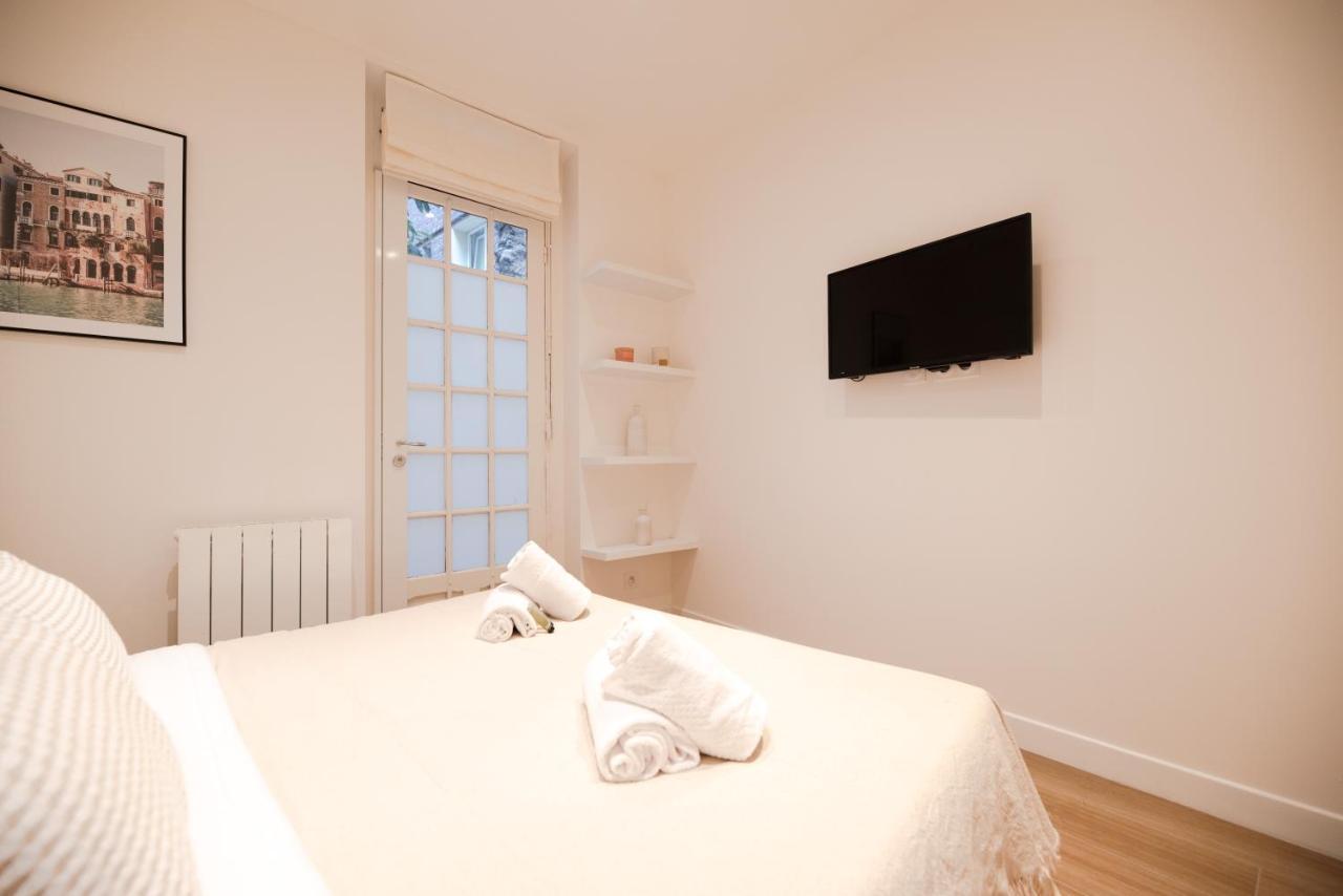Beautiful Apartments In Le "Haut Marais" Paris Exterior photo
